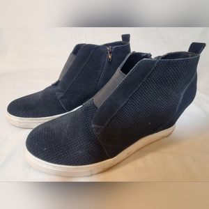 Womens Steve Madden black Suede Wedge Sneakers sz 10